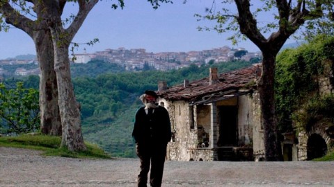 Roscigno Vecchia and it’s Last Living Resident Featured on DailyMail.com